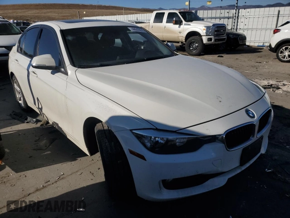 2013 BMW 3 Series 328i xDrive with VIN WBA3B3G54DNR80493, listed as a Copart auction lot 44243075 with 125,256 mi miles and Clean Title. Bid and sale history available at carsss.com. Image 4.