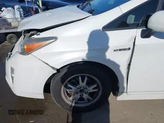 2011 Toyota Prius I with VIN JTDKN3DU3B0318495, listed as a IAAI auction lot 41945115 with 240,553 mi miles and . Bid and sale history available at DreamBid. Image 19.