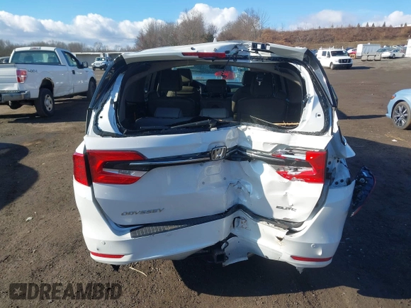 2024 Honda Odyssey Elite with VIN 5FNRL6H90RB028139, listed as a IAAI auction lot 41666330 with 8,516 mi miles and . Bid and sale history available at DreamBid. Image 16.