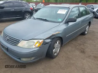 2003 Toyota Avalon XL z VIN 4T1BF28B63U331439, wystawiony jako IAAI lot #42161096 z przebiegiem 217 296 mil mil oraz . Historia ofert i sprzedaży dostępna na DreamBid. Obrazek 6.