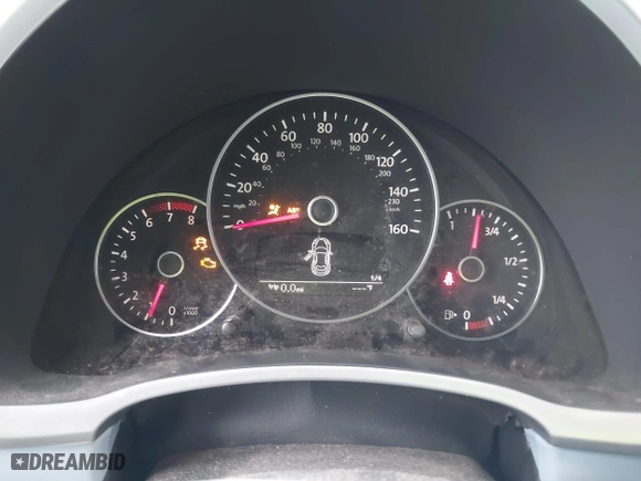2012 Volkswagen Beetle 2.5L PZEV with VIN 3VWJP7AT0CM624851, listed as a IAAI auction lot 41364230 with 1 mi miles. Bid and sale history available at carsss.com. Image 7.
