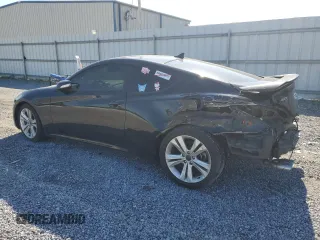 2010 Hyundai Genesis Coupe with VIN KMHHU6KH0AU035673, listed as a Copart auction lot 54561415 with 109,084 mi miles and Salvage title. Bid and sale history available at DreamBid. Image 2.