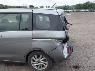 2014 Mazda 5 Sport z VIN JM1CW2BL5E0172594, wystawiony jako IAAI lot #42628707 z przebiegiem 180 369 mil mil oraz . Historia ofert i sprzedaży dostępna na DreamBid. Obrazek 20.