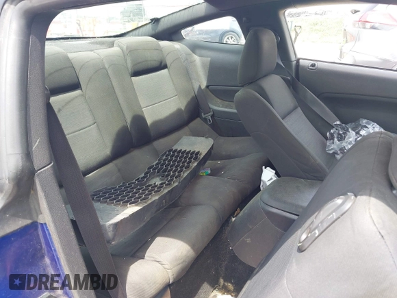 2005 Ford Mustang Deluxe with VIN 1ZVFT80N355159517, listed as a IAAI auction lot 42064180 with Not provided miles and . Bid and sale history available at DreamBid. Image 8.