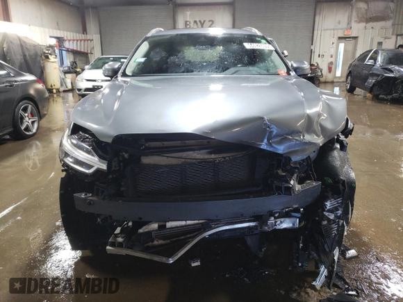 2018 Volvo XC60 Momentum with VIN LYV102RKXJB077791, listed as a Copart auction lot 44826895 with 113,151 mi miles and Clean Title. Bid and sale history available at carsss.com. Image 5.