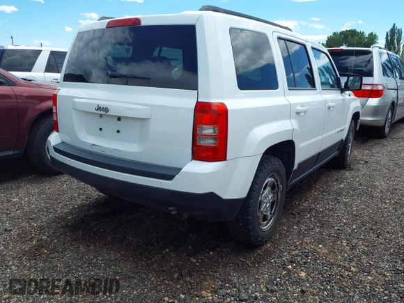 2013 Jeep Patriot Sport with VIN 1C4NJPBA9DD260848, listed as a IAAI auction lot 41620743 with 67,414 mi miles. Bid and sale history available at carsss.com. Image 4.