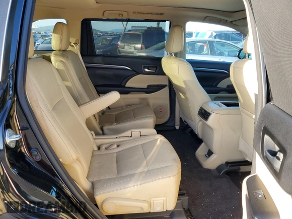 2016 Toyota Highlander Hybrid Limited with VIN 5TDDCRFH0GS019973, listed as a Copart auction lot 43811134 with 112,461 mi miles. Bid and sale history available at carsss.com. Image 11.