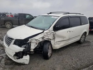 2010 Chrysler Town & Country Touring z VIN 2A4RR5D14AR110175, wystawiony jako Copart lot #89262195 z przebiegiem Nie podano mil oraz Szkoda całkowita • Salvage title. Historia ofert i sprzedaży dostępna na DreamBid. Obrazek 1.