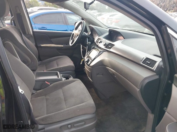 2014 Honda Odyssey EX with VIN 5FNRL5H45EB128536, listed as a IAAI auction lot 41035017 with NaN miles. Bid and sale history available at carsss.com. Image 5.