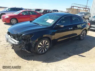 2017 Nissan Altima 2.5 SR with VIN 1N4AL3AP2HC258805, listed as a IAAI auction lot 41576085 with 137,491 mi miles. Bid and sale history available at carsss.com. Image 18.