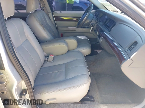 2003 Mercury Grand Marquis GS Convenience with VIN 2MEFM74W63X629935, listed as a IAAI auction lot 42048640 with 114,144 mi miles and . Bid and sale history available at DreamBid. Image 5.