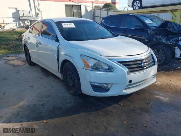 2013 Nissan Altima 2.5 SL with VIN 1N4AL3AP6DC269042, listed as a IAAI auction lot 40745081 with 120,256 mi miles. Bid and sale history available at carsss.com. Image 1.