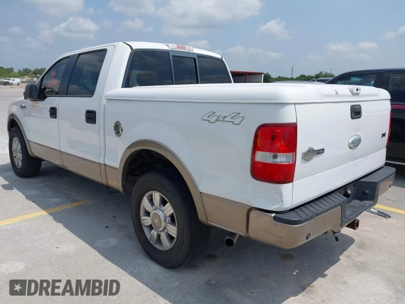 2006 Ford F-150 XLT with VIN 1FTPW14566KB42469, listed as a IAAI auction lot 42074416 with 406,937 mi miles. Bid and sale history available at carsss.com. Image 3.