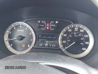 2014 Nissan Sentra SV z VIN 3N1AB7AP4EL675267, wystawiony jako IAAI lot #42306480 z przebiegiem 161 552 mil mil oraz . Historia ofert i sprzedaży dostępna na DreamBid. Obrazek 7.