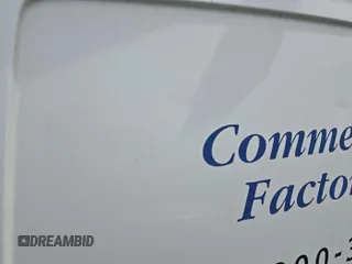 2017 Ford Transit Connect XL z VIN NM0LS7E74H1337036, wystawiony jako IAAI lot #42413444 z przebiegiem 101 759 mil mil oraz . Historia ofert i sprzedaży dostępna na DreamBid. Obrazek 3.