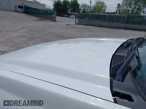 2009 Chevrolet Silverado 1500 LT with VIN 1GCEK290X9Z291310, listed as a IAAI auction lot 42055477 with 154,712 mi miles and . Bid and sale history available at DreamBid. Image 6.