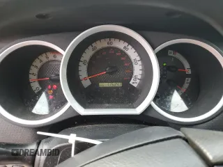 2014 Toyota Tacoma with VIN 5TFNX4CN7EX037335, listed as a Copart auction lot 60733635 with 115,341 mi miles and Salvage title. Bid and sale history available at DreamBid. Image 9.