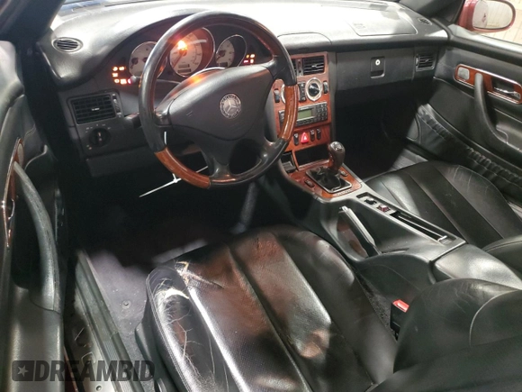 2001 Mercedes-Benz SLK 230/320 z VIN WDBKK65F51F185744, wystawiony jako Copart lot #60072615 z przebiegiem 95 718 mil mil oraz Szkoda całkowita • Salvage title. Historia ofert i sprzedaży dostępna na DreamBid. Obrazek 8.