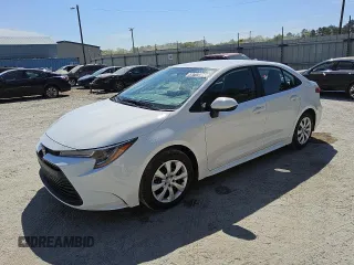 2025 Toyota Corolla LE with VIN 5YFB4MDE9SP268709, listed as a Copart auction lot 49717345 with 2,798 mi miles and Clean Title. Bid and sale history available at carsss.com. Image 1.