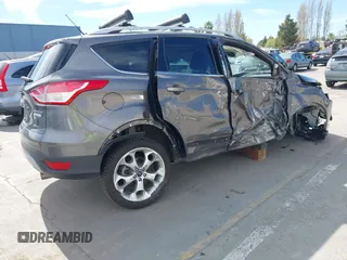 2013 Ford Escape Titanium с VIN 1FMCU0J91DUD39570, выставлен на аукционе IAAI как лот 42014892 с пробегом 55 184 миль миль и . История ставок и продаж доступна на DreamBid. Изображение 4.