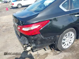 2016 Nissan Altima S z VIN 1N4AL3AP7GN325031, wystawiony jako IAAI lot #42403261 z przebiegiem 304 819 mil mil oraz . Historia ofert i sprzedaży dostępna na DreamBid. Obrazek 18.