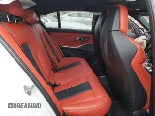 2022 BMW M3 Competition xDrive z VIN WBS43AY08NFM90896, wystawiony jako Copart lot #88685375 z przebiegiem Nie podano mil oraz Szkoda całkowita • Salvage title. Historia ofert i sprzedaży dostępna na DreamBid. Obrazek 10.