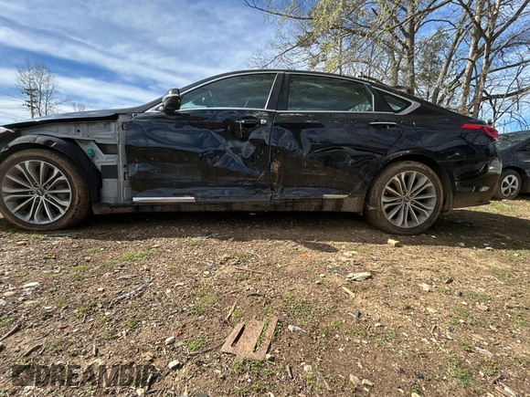 2017 Genesis G80 3.8L with VIN KMHGN4JEXHU192707, listed as a Copart auction lot 51038255 with 96,720 mi miles and Salvage title. Bid and sale history available at DreamBid. Image 9.