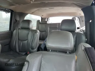 2005 Chevrolet Suburban LT z VIN 1GNEC16Z25J146045, wystawiony jako Copart lot #58289475 z przebiegiem Nie podano mil oraz Szkoda całkowita • Salvage title. Historia ofert i sprzedaży dostępna na DreamBid. Obrazek 10.