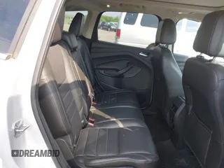 2013 Ford Escape SEL с VIN 1FMCU9H92DUB12172, выставлен на аукционе IAAI как лот 42625786 с пробегом 149 770 миль миль и . История ставок и продаж доступна на DreamBid. Изображение 8.