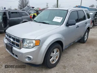 2010 Ford Escape XLS с VIN 1FMCU0C75AKB62752, выставлен на аукционе IAAI как лот 41962316 с пробегом 159 942 миль миль и . История ставок и продаж доступна на DreamBid. Изображение 2.