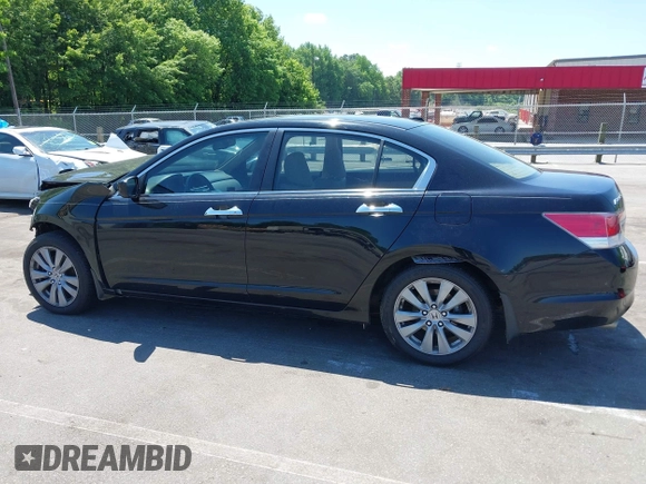 2012 Honda Accord EX-L z VIN 1HGCP3F82CA025702, wystawiony jako IAAI lot #42230409 z przebiegiem 197 848 mil mil oraz . Historia ofert i sprzedaży dostępna na DreamBid. Obrazek 14.
