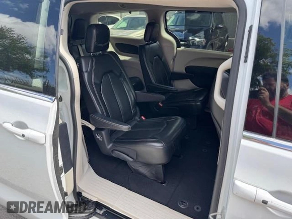 2020 Chrysler Voyager LXI with VIN 2C4RC1DG9LR144605, listed as a Copart auction lot 54107585 with 140,575 mi miles and Salvage Title. Bid and sale history available at carsss.com. Image 11.