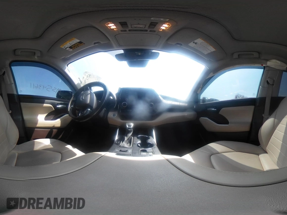 2021 Toyota Highlander XLE with VIN 5TDGZRBH4MS543611, listed as a IAAI auction lot 42117900 with 66,333 mi miles and . Bid and sale history available at DreamBid. Image 18.