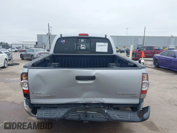 2009 Toyota Tacoma PreRunner with VIN 3TMJU62NX9M081748, listed as a IAAI auction lot 41608525 with 210,999 mi miles. Bid and sale history available at carsss.com. Image 16.