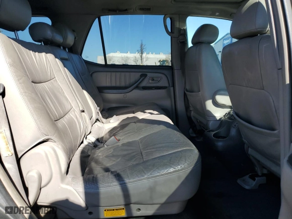 2004 Toyota Sequoia Limited with VIN 5TDZT38A24S222023, listed as a Copart auction lot 46853565 with 309,447 mi miles and Salvage Title. Bid and sale history available at carsss.com. Image 11.