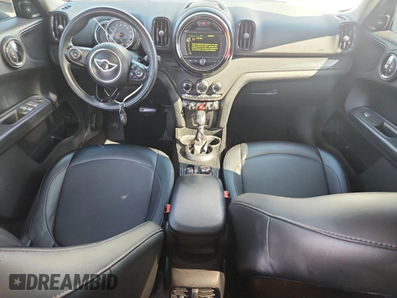 2018 MINI Countryman Cooper with VIN WMZYS7C3XJ3E07788, listed as a Copart auction lot 59020615 with 72,585 mi miles and Clean title. Bid and sale history available at DreamBid. Image 8.