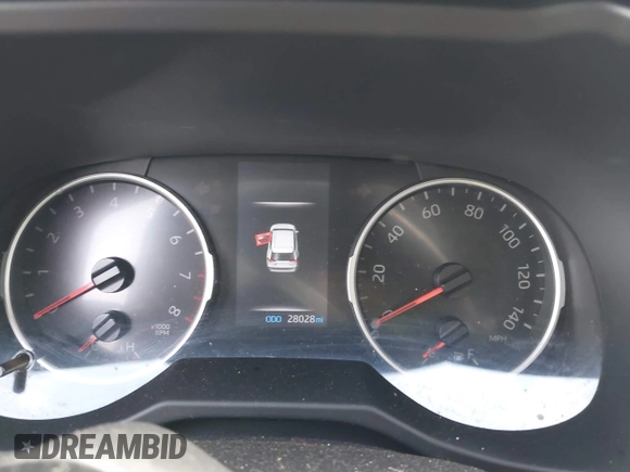 2021 Toyota RAV4 XLE with VIN 2T3P1RFV5MW228015, listed as a IAAI auction lot 42613804 with 28,028 mi miles and . Bid and sale history available at DreamBid. Image 7.