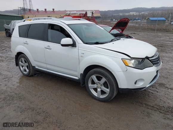 2009 Mitsubishi Outlander XLS with VIN JA4MT41X79Z012998, listed as a IAAI auction lot 41672540 with 120,058 mi miles. Bid and sale history available at carsss.com. Image 1.
