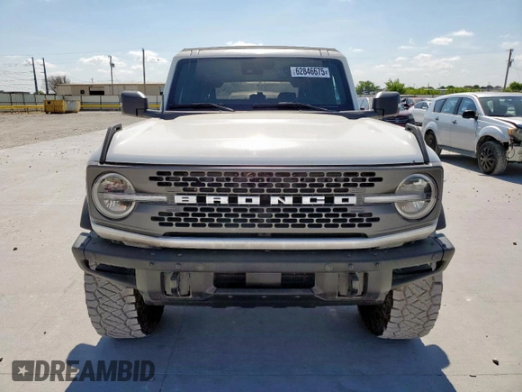 2024 Ford Bronco Badlands with VIN 1FMEE9BP3RLA25956, listed as a Copart auction lot 62846675 with 2,740 mi miles and Salvage title. Bid and sale history available at DreamBid. Image 5.
