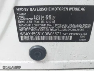 2012 BMW 5 Series 528i xDrive with VIN WBAXH5C51CDW05571, listed as a IAAI auction lot 41452707 with 80,112 mi miles. Bid and sale history available at carsss.com. Image 9.