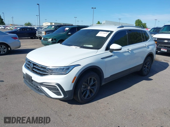 2024 Volkswagen Tiguan SE с VIN 3VV2B7AX4RM028662, выставлен на аукционе IAAI как лот 42279039 с пробегом Не указан миль и . История ставок и продаж доступна на DreamBid. Изображение 2.