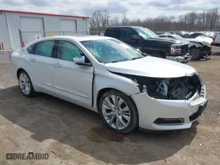 2018 Chevrolet Impala Premier with VIN 2G1125S35J9123960, listed as a IAAI auction lot 41971618 with 82,823 mi miles. Bid and sale history available at carsss.com. Image 1.