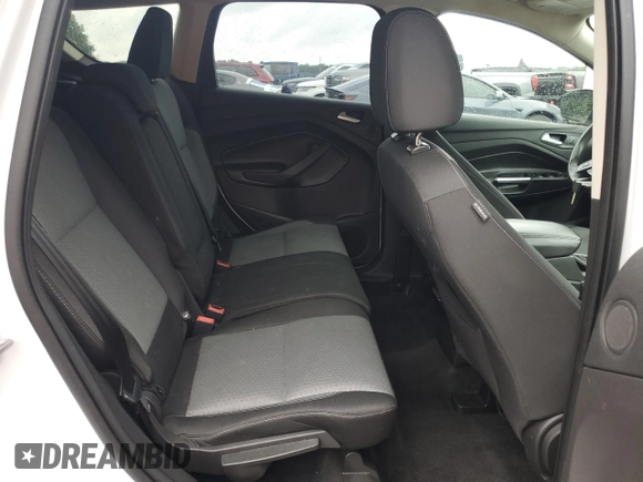 2017 Ford Escape SE z VIN 1FMCU0GD7HUC33240, wystawiony jako Copart lot #59627995 z przebiegiem 105 670 mil mil oraz Czysty tytuł • Clean title. Historia ofert i sprzedaży dostępna na DreamBid. Obrazek 11.
