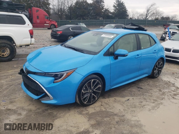 2019 Toyota Corolla Hatchback SE with VIN JTNK4RBE9K3069759, listed as a Copart auction lot 41690984 with 61,489 mi miles. Bid and sale history available at carsss.com. Image 1.