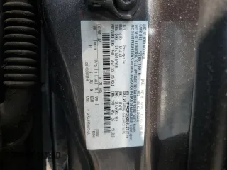 2018 Ford Focus Titanium z VIN 1FADP3N20JL271719, wystawiony jako Copart lot #60784755 z przebiegiem 116 118 mil mil oraz Szkoda całkowita • Salvage title. Historia ofert i sprzedaży dostępna na DreamBid. Obrazek 12.