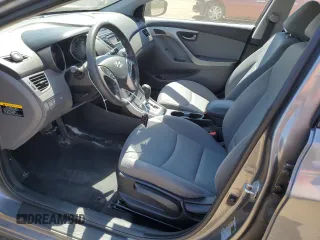 2013 Hyundai Elantra GLS z VIN 5NPDH4AE0DH194355, wystawiony jako Copart lot #57059235 z przebiegiem 199 999 mil mil oraz Szkoda całkowita • Salvage title. Historia ofert i sprzedaży dostępna na DreamBid. Obrazek 7.
