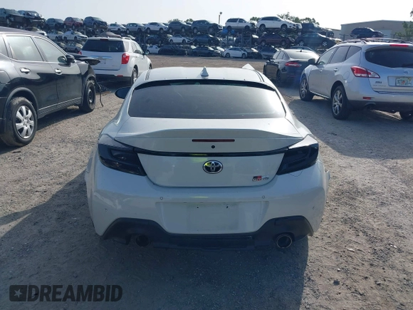 2022 Toyota 86 Premium with VIN JF1ZNBF14N8756370, listed as a IAAI auction lot 42431870 with Not provided miles and . Bid and sale history available at DreamBid. Image 17.