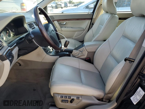 2006 Volvo S80 z VIN YV1TS592061445344, wystawiony jako Copart lot #42835855 z przebiegiem 157 452 mil mil oraz Szkody całkowita. Historia ofert i sprzedaży dostępna na DreamBid. Obrazek 7.