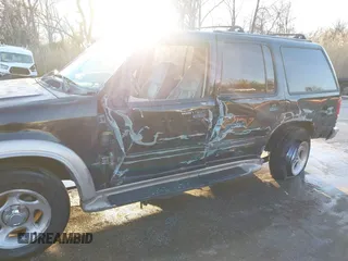 2000 Ford Explorer Eddie Bauer с VIN 1FMZU64E0YZB37690, выставлен на аукционе IAAI как лот 41588446 с пробегом 184 471 миль миль и . История ставок и продаж доступна на DreamBid. Изображение 6.
