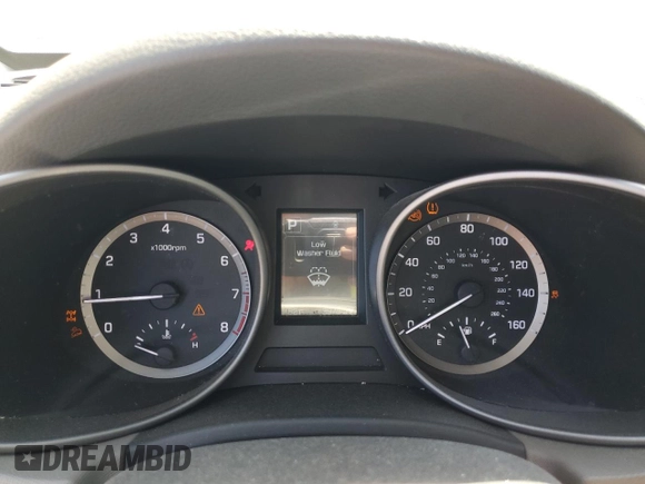 2017 Hyundai Santa Fe 2.4L with VIN 5XYZUDLB0HG415521, listed as a Copart auction lot 53700065 with 39,754 mi miles and Salvage title. Bid and sale history available at DreamBid. Image 9.